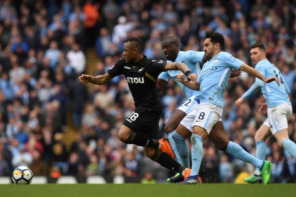 在过去三个 在过去三个